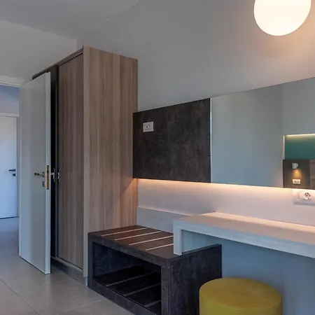 Aparthotel Gelli Ampavris