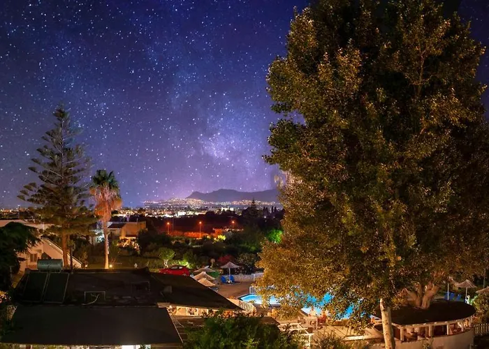 アパートホテル Gelli