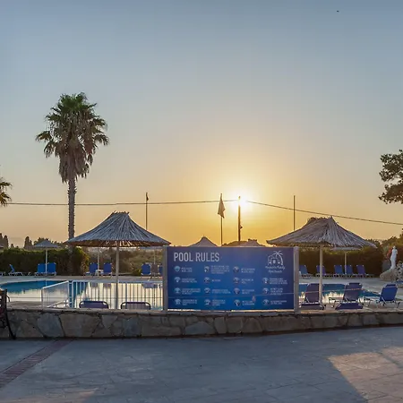 Gelli Apartahotel Ampavris