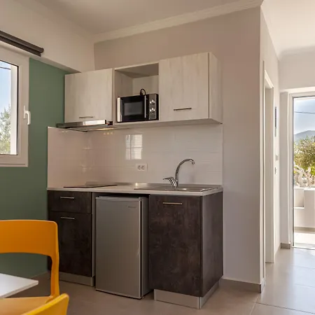 Gelli Apartahotel Ampavris