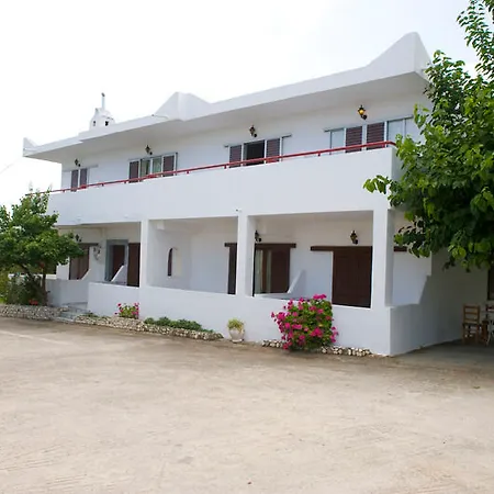 Gelli Apartahotel 4*